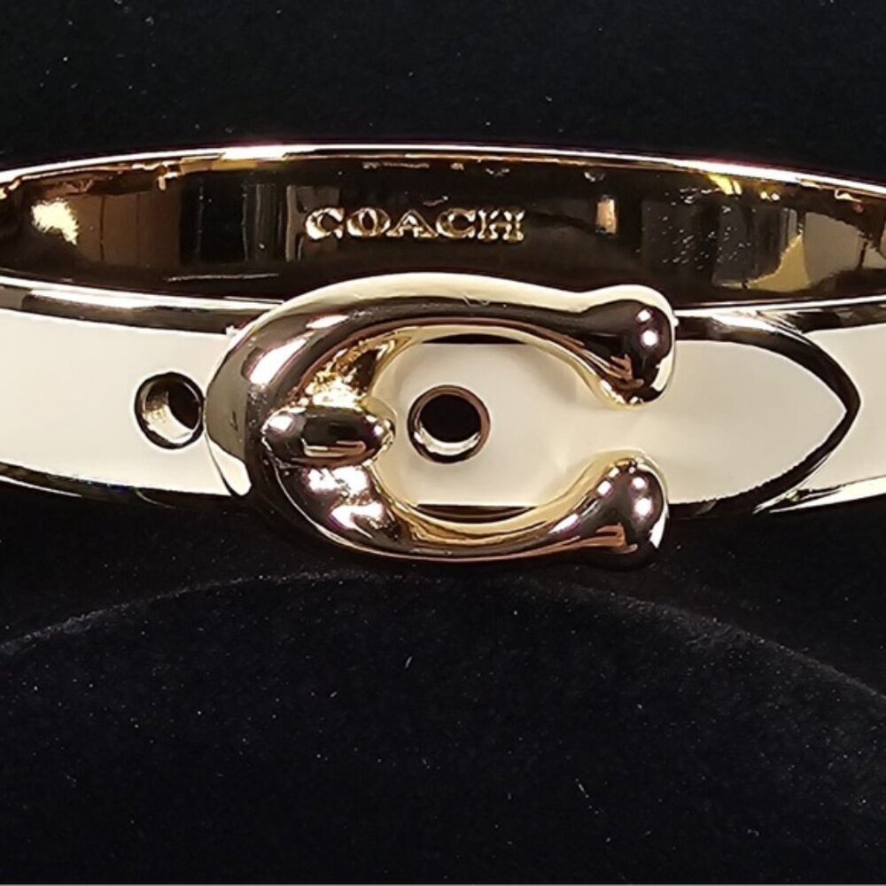NWT COACH Buckle Bangle Bracelet SIGNATURE C Gold Plated & Chalk Enamel‎ Hinged